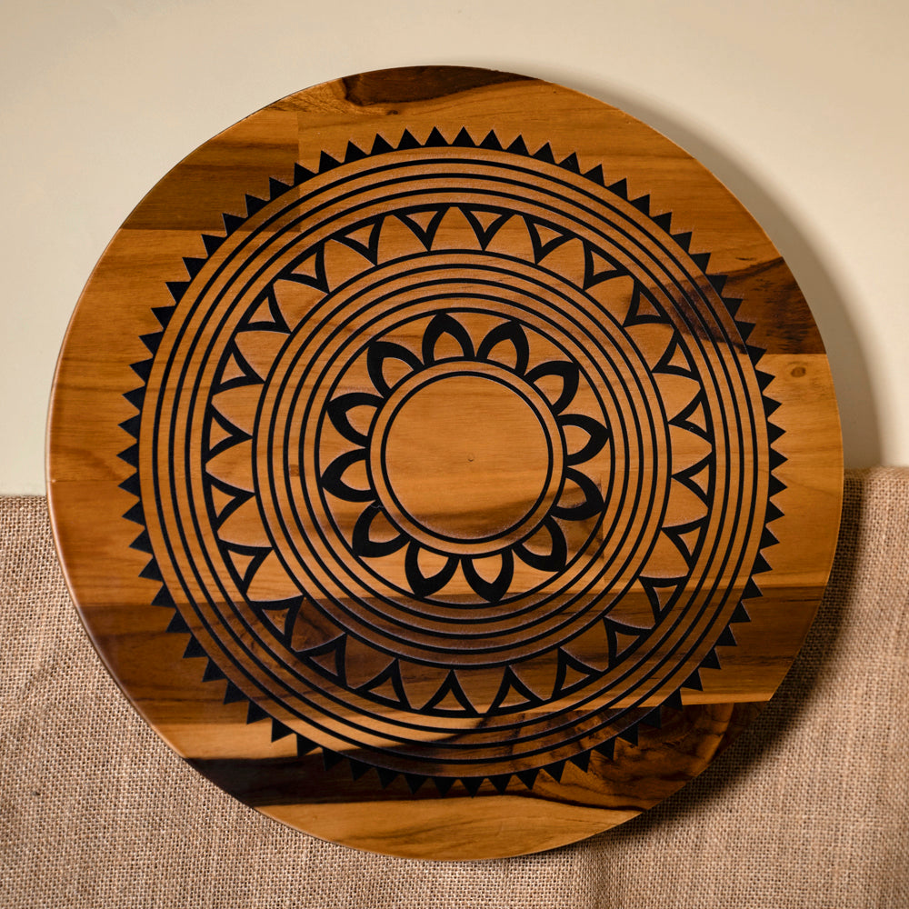 Wooden platter rotating for convenience